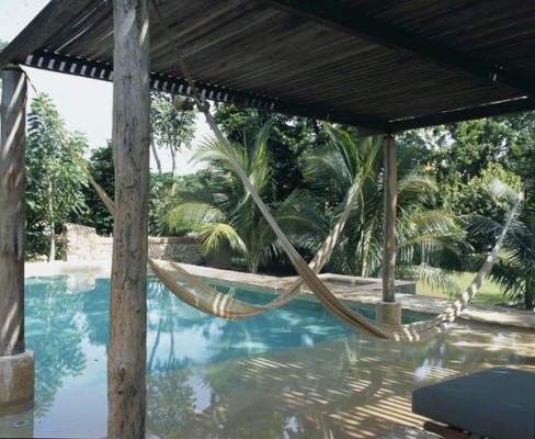 hammocks-by-pool